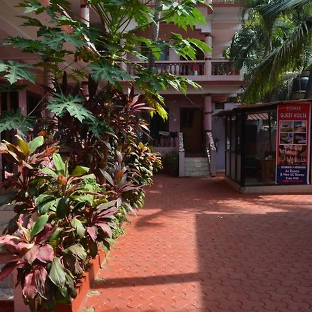 Esther Guest House Calangute Luaran gambar